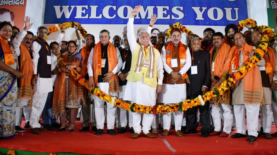चुनाव प्रबंधन की कमान संभालने वाले ही ढ़ूढ रहे हैं हार के कारण