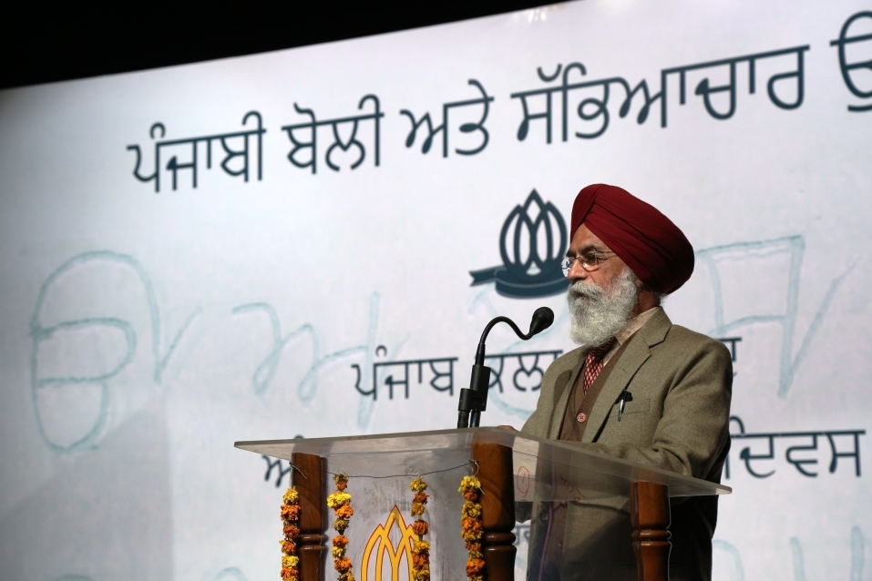दिल के जज़्बातों और अंदरूनी भावना को प्रकट करने के लिए मातृभाषा के बिना अन्य कोई और भाषा नहीं: पातर
