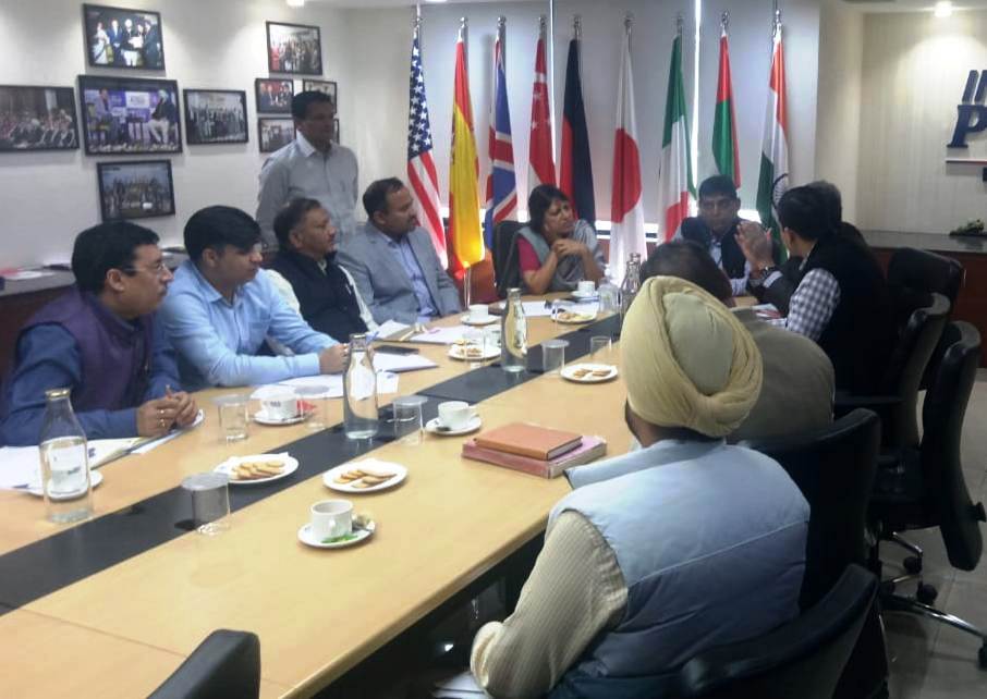 अरोड़ा ने उद्योग को कोविड-19 के फैलाव को रोकने के लिए सरकार के यत्नों में शामिल होने के लिए कहा
