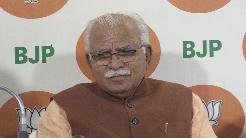 प्रतियोगी परीक्षाओं  कम्बाइंड डिफेंस सर्विसिज़, जेईई तथा एनईईटी(नीट) के संबंध में  अनिश्चितता को खत्म करने की मांग मुख्यमंत्री ने PM MODI के सामने रखी 