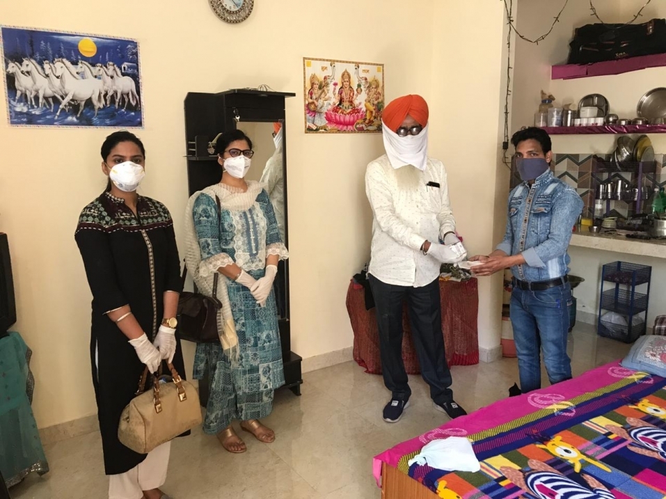 कैप्टन अमरिन्दर सिंह ने प्रधानमंत्री को पत्र लिखकर प्रवासी मजदूरों को उनके गृह राज्यों में भेजने के लिए विशेष रेल गाड़ीयाँ चलाने की माँग की
