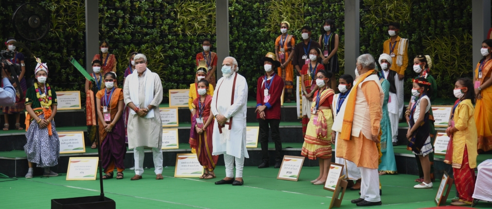 # Swach Bharat Mission मोदी  का गंदगी भारत छोड़ो अभियान चलाने का आह्वान 