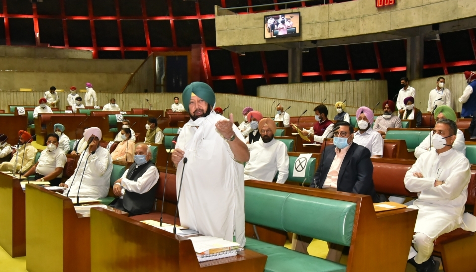 किसानों के साथ बेइन्साफ़ी के आगे सिर झुकाने की बजाय इस्तीफ़ा  लिए तैयार हूँ-कैप्टन अमरिन्दर सिंह