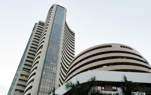शेयर बाजारों में गिरावट, सेंसेक्स 188 अंक नीचे 