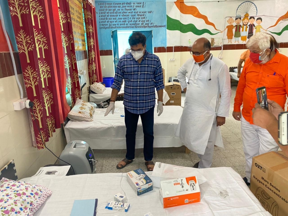 भाजपा सांसद प्रवेश साहिब सिंह ने अपने संसदीय क्षेत्र में किया 55 नए ऑक्सीजन कॉन्सेंट्रेटर बेड का उद्घाटन