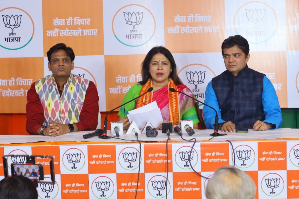 केजरीवाल के भ्रष्टाचार के कारनामें किस्तों में वापस आ रहे हैं-मीनाक्षी लेखी