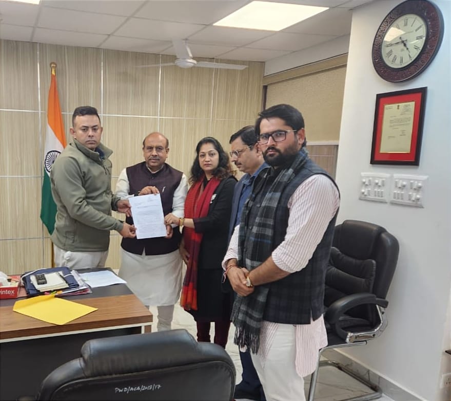 BJP पार्षद मोनिका पंत ने आम आदमी पार्टी नेता शिखा गर्ग के विरूद्ध ए.सी.बी. में शिकायत दर्ज कराई