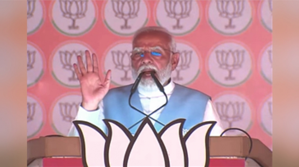 कांग्रेस के शहजादे राम मंदिर पर ताला डलवाने का ख्वाब देख रहे हैं : पीएम मोदी