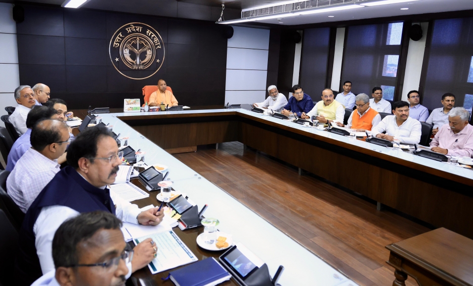  गो सेवा के जरिए इकोनॉमी पकड़ेगी रफ्तार :सीएम योगी की नई पहल