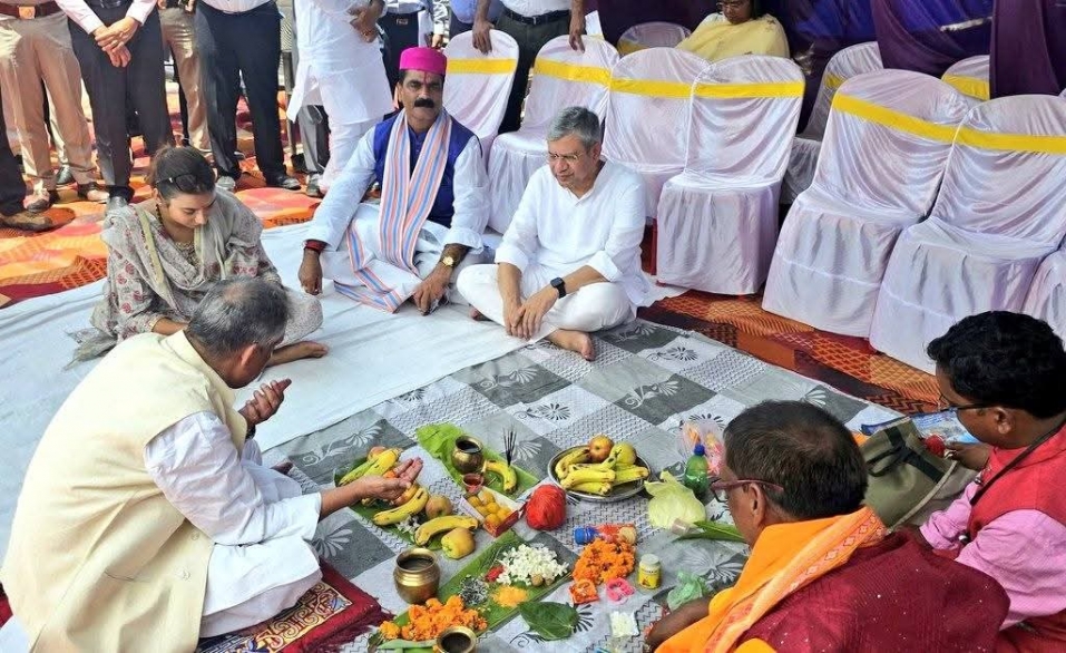 रेल मंत्री अश्विनी वैष्णव ने बिहार में किए कई रेलवे परियोजनाओं का शुभारंभ, कपूरीधाम स्टेशन के उन्नयन का किया शिलान्यास