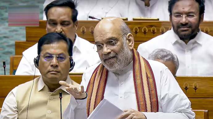 मोदी सरकार की दोहरी जवाबी कार्रवाई: ऑपरेशन सिंदूर और ऑपरेशन महादेव से 125 आतंकी ढेर, पाकिस्तान की पोल खुली - अमित शाह