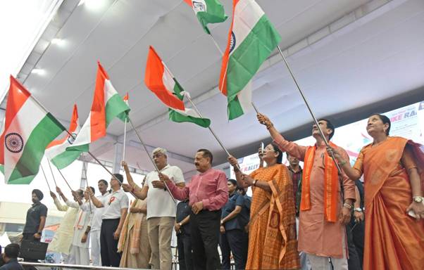 दिल्ली में ‘हर घर तिरंगा’ बाइक रैली का आगाज़, आज़ादी के जश्न की शुरुआत