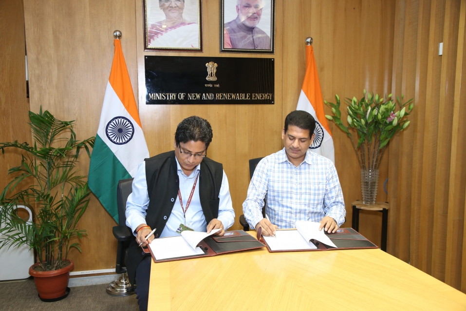 IREDA ने MNRE के साथ परफॉर्मेंस MoU पर हस्ताक्षर किए