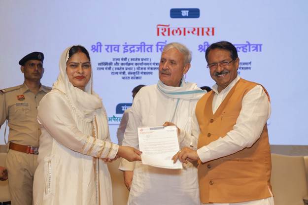 गुरुग्राम में राष्ट्रीय राजमार्ग-48 पर 4 फ्लाईओवर और 9 फुटओवर ब्रिज की आधारशिला रखी
