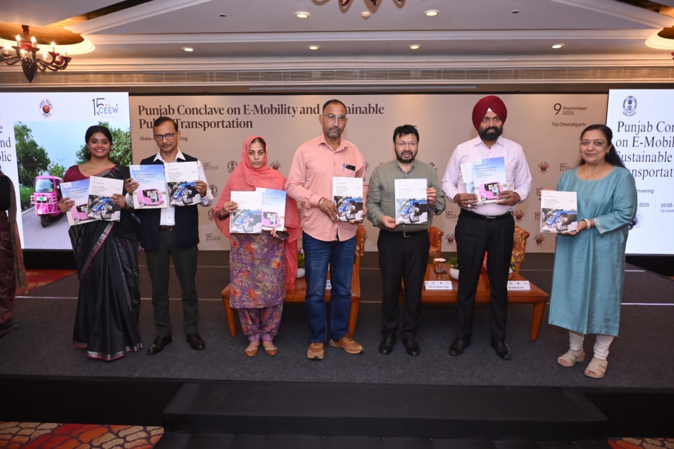 पंजाब में इलेक्ट्रिक वाहनों का चलन बढ़ा, जागरूकता और जेंडर-इंक्लूसिव नीतियां आवश्यक: सीईईडब्ल्यू रिसर्च
