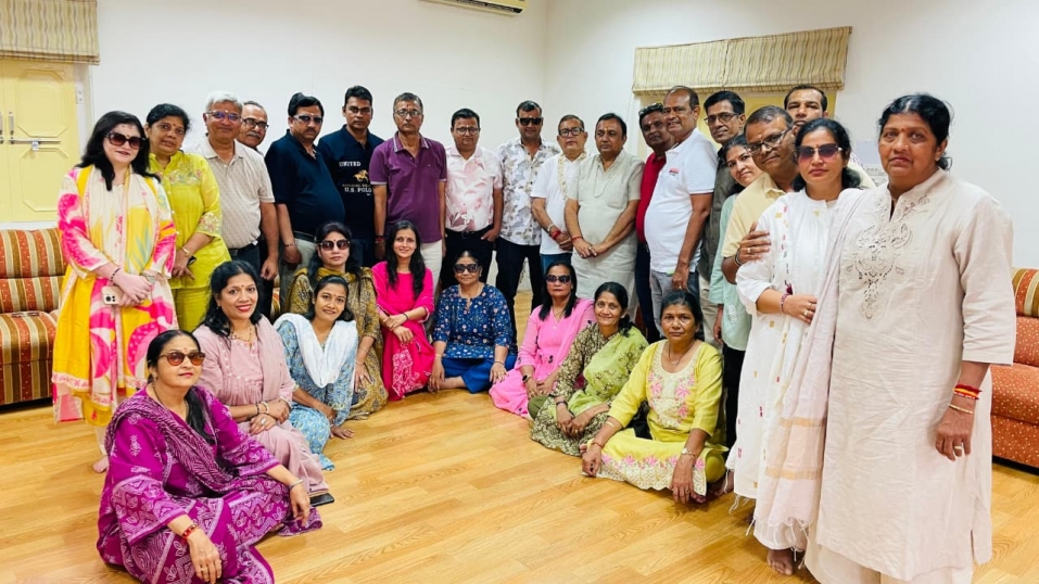 शिव जैन भक्त मित्र मंडल का 15 दिनों की  यात्रा...