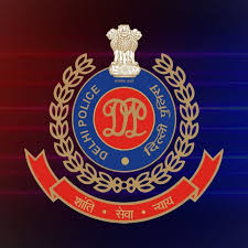 दिल्ली में कथित एसिड अटैक केस में नया मोड़, पीड़िता के बयान पर उठे सवाल