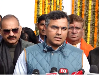 आतिशी ने सिख गुरुओं का अपमान किया, प्रवेश वर्मा