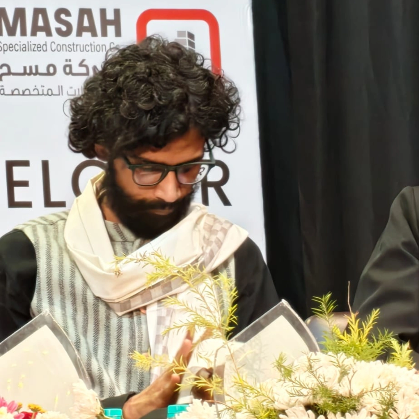 मेरे लेखन की आत्मा मेरे जीवन के अनुभव हैं: कवि अब्बास क़मर