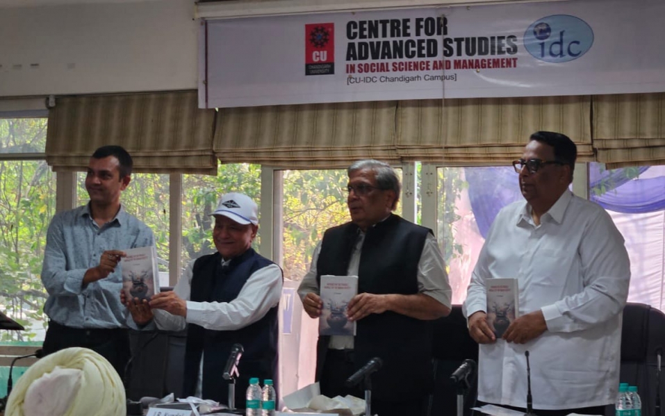 चंडीगढ़ में लॉन्च हुई जे.आर. कुंदल की किताब, भारतीय समाज में...