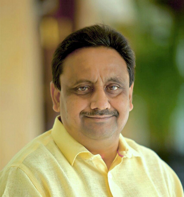 कैट ने सुरेश प्रभु से हवाई किरायों में अत्यधिक बढ़ोतरी पर लगाम लगाने का आग्रह किया।