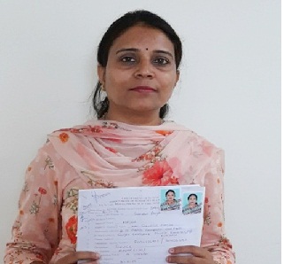 महिला बनी करोड़पती
सावन बंपर का डेढ़ करोड़ रुपए का पहला ईनाम सुमन प्रिया की झोली में 