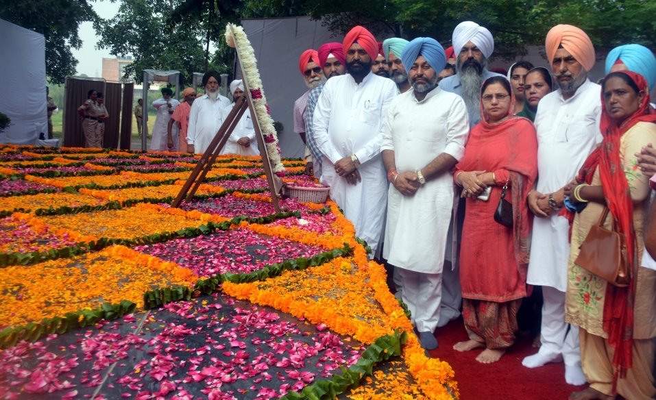  ‘सर्व धर्म सम्मेलन’ के द्वारा स्वर्गीय मुख्यमंत्री बेअंत सिंह को याद किया गया 